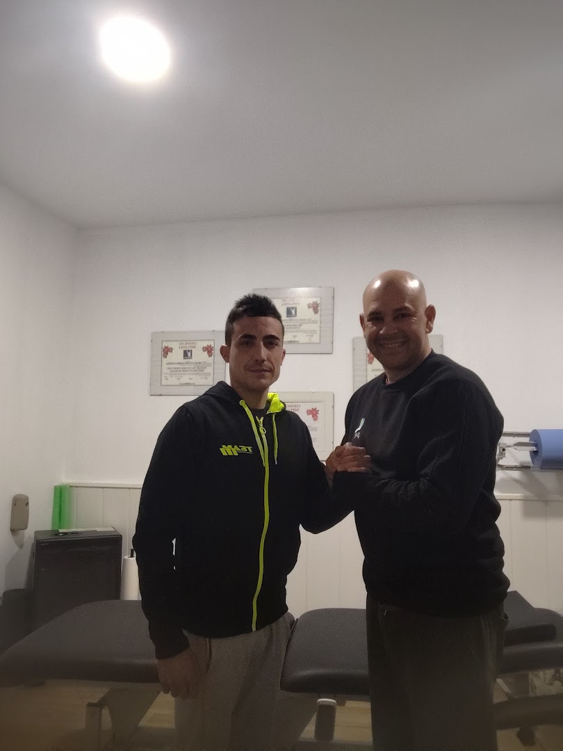 DELIO NORIEGA - MASAJE FUNCIONAL- QUIROPRAXIA-ACUPUNTURA · Fotos 9